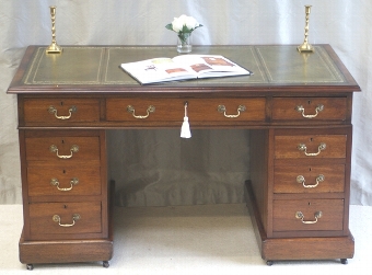 Antique Victorian Pedestal Desk