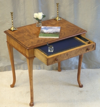 Fine Georgian Writing Table in Satin Birch