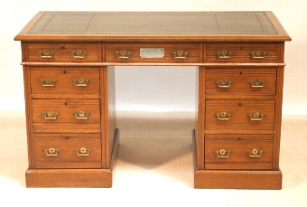 Antique Small Oak Pedestal Desk 1889