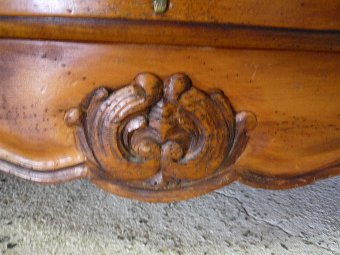 Antique French LOUIS XIV STYLE CHEST OF DRAWERS