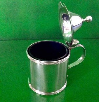 ANTIQUE GEORGIAN SILVER DRUM MUSTARD POT - 1815