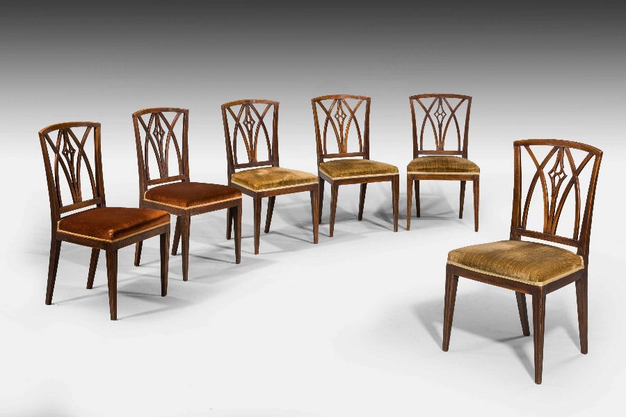 Antique Set Of Six Early 19th Century Elm Chairs