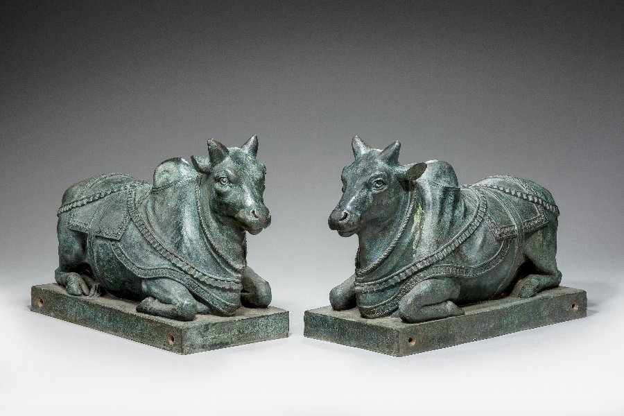 Antique Pair of Patinated Bronze Brahma Bulls