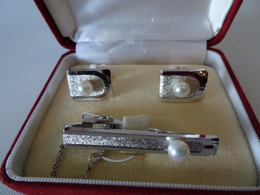 Vintage Mikimoto Men's Pear Silver Cufflinks and Tie Bar Clip Set