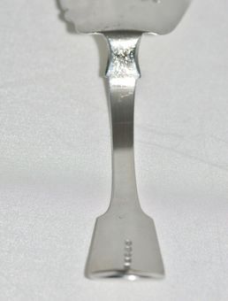 Antique 1825 Georgian Silver Fish Slice by London's William Johnson