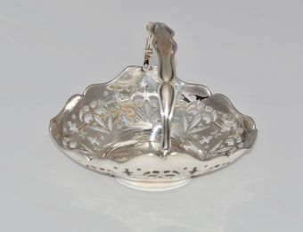 1910 Pierced Silver Swing Handled Sweetmeat Basket by William Neale