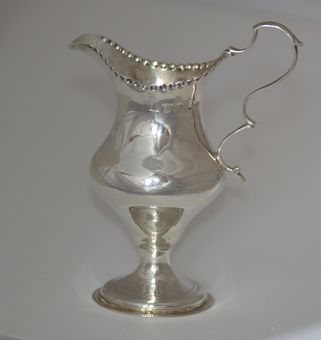 Hester Bateman High Quality Georgian Silver Creamer / Milk Jug  - 1783
