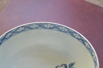 Antique 18th Century Worcester Blue and White 'Precipice' Pattern Bowl