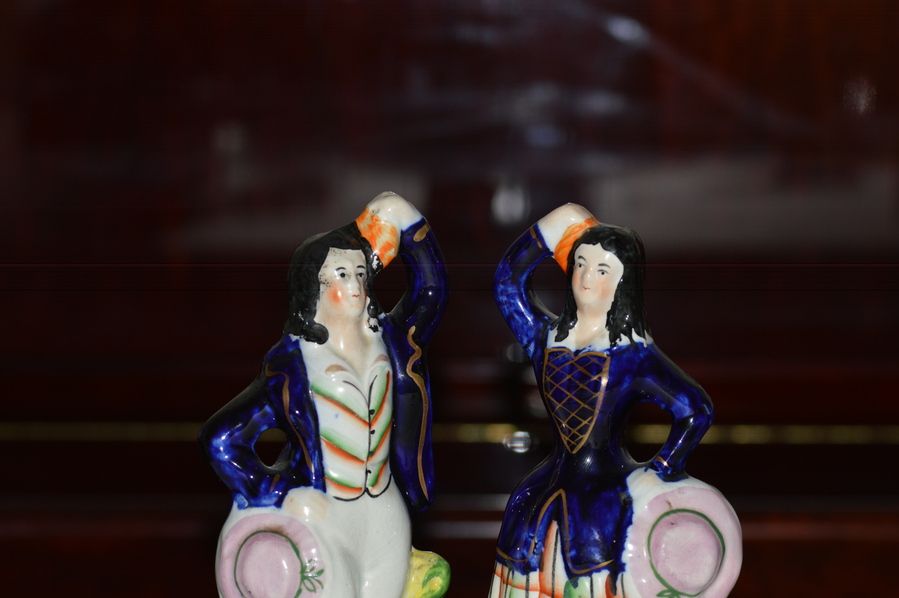 Antique An Attractive Pair of Staffordshire Figures of Village Dancers - Circa 1860