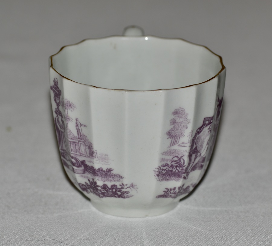 Antique A Worcester L'Amour pattern porcelain fluted coffee cup. c1770