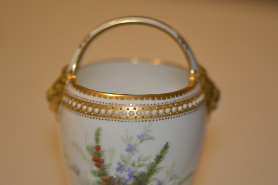 Antique 1885 Royal Worcester Porcelain Vase
