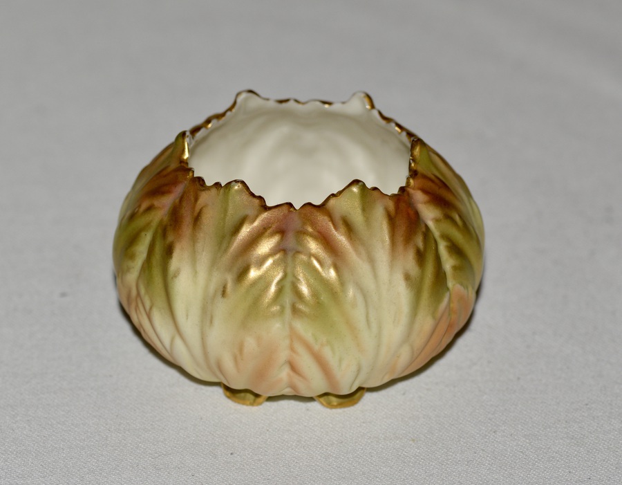 1905 Royal Worcester - EarlyBlush Ivory Porcelain - Leaf Form Vase