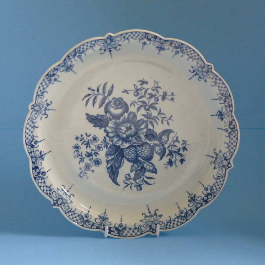 18th Century Worcester Scallop-edge Shallow Dish “Pine-cone" Pattern