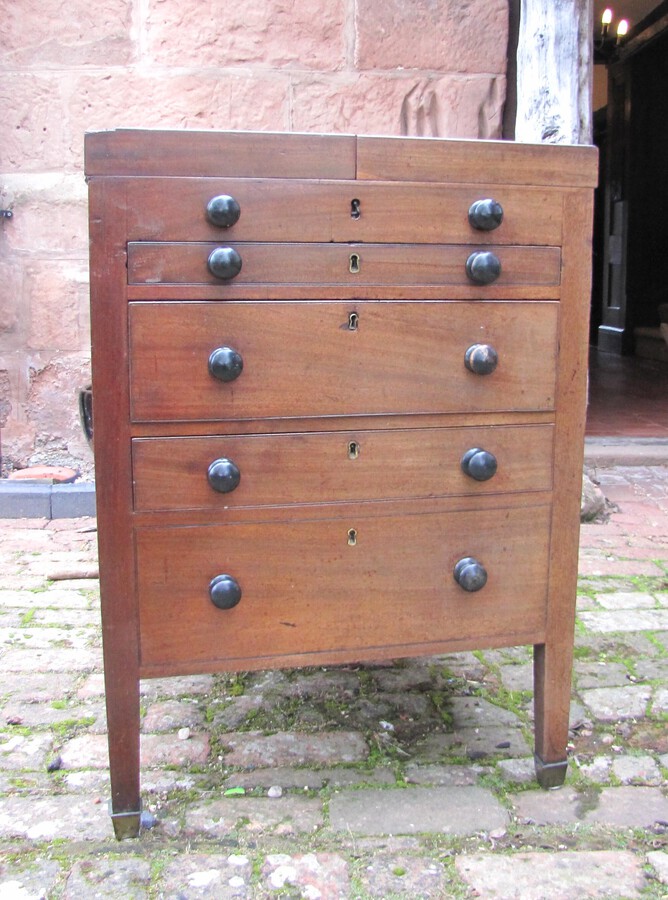 Early 19th Century gentleman's dressing chest