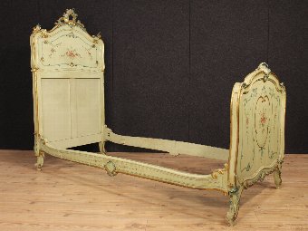 Antique Venetian lacquered and gilded bed of the 20th century