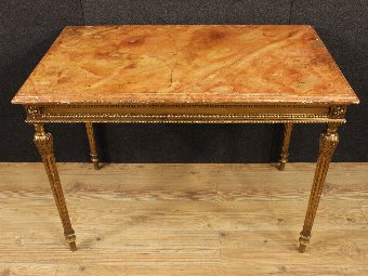 Antique Italian gilded and lacquered table of the 20th century