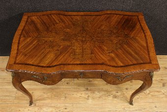 Antique Italian inlaid writing desk with bronze of the 20th century