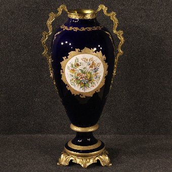 Antique French vase in hand-painted ceramic of the 20th century