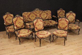 Antique French Sofa in damask velvet of the early 20th century