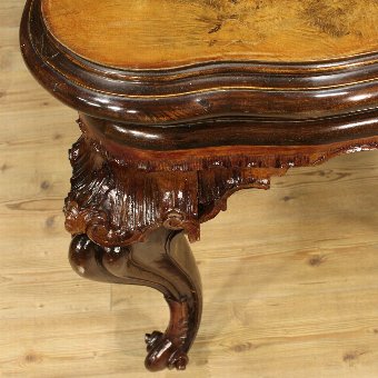 Antique Great Italian table in walnut and burl