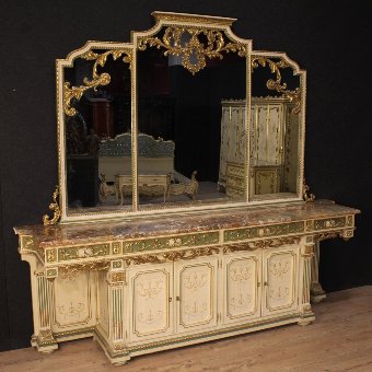 Italian sideboard with mirror in lacquered and gilded wood