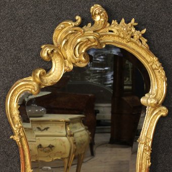 Antique French gilded mirror in wood and plaster of the late 19th century