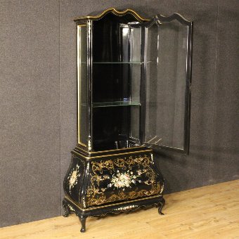Antique Spanish lacquered and painted showcase with floral decorations