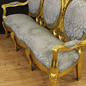 Antique Great Italian sofa in gilded wood