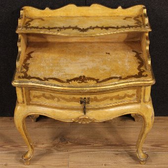 Antique Spanish night stand in lacquered and gilded wood