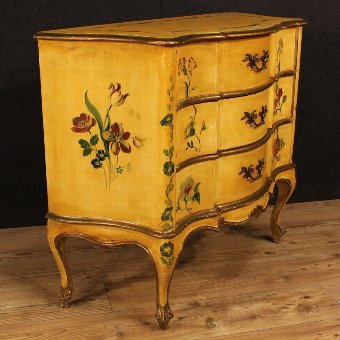 Antique Venetian dresser in lacquered and painted wood with floral decorations