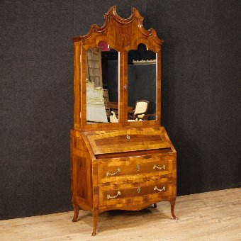 Venetian trumeau in walnut