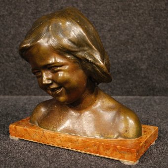 Antique Italian sculpture in bronze bust of little girl