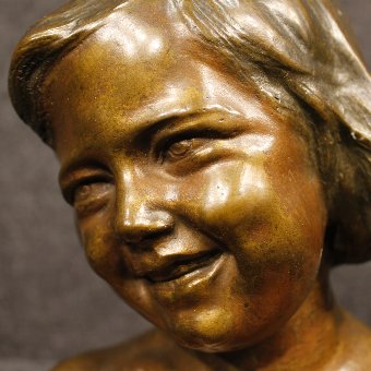 Antique Italian sculpture in bronze bust of little girl