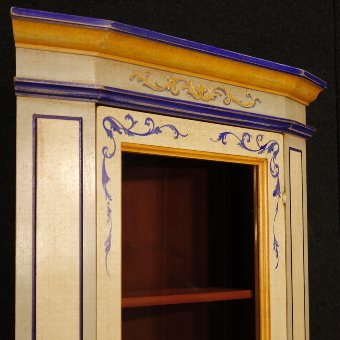 Antique Italian corner cupboard in painted wood