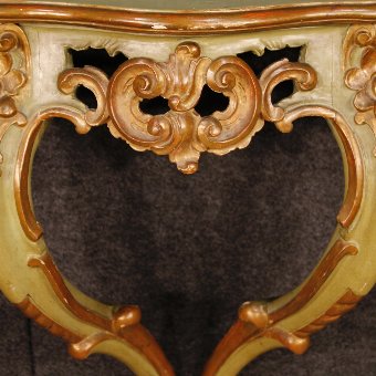 Antique Pair of Venetian console tables in lacquered and golden wood