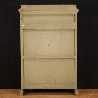 Antique Venetian wardrobe in lacquered wood