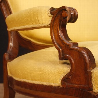 Antique Antique Sicilian sofa in walnut from 19th century