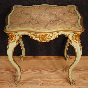 Antique Venetian lacquered and golden coffee table 