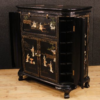 Antique French lacquered and painted chinoiserie wet bar