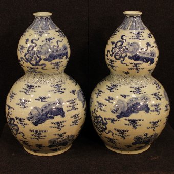Antique Pair of Chinese vases in painted ceramic