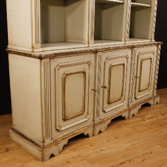 Antique Italian bookcase in lacquered wood