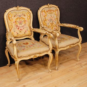 Pair of Italian lacquered armchairs in Louis XV style