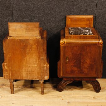 Antique Pair of Italian bedside tables in Art Deco style in walnut with marble top