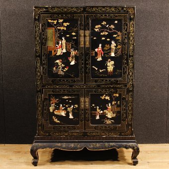 Antique French sideboard in lacquered and painted chinoiserie wood