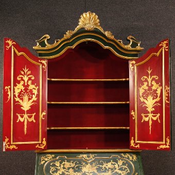 Antique Venetian trumeau in lacquered and gilded wood