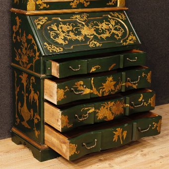 Antique Venetian trumeau in lacquered and gilded wood