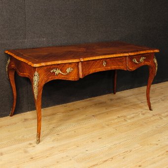 Antique Italian desk inlaid in rosewood, walnut and palisander in Louis XV style
