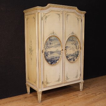 Italian lacquered, gilded and painted wardrobe in Louis XVI style