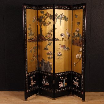 Antique French screen in lacquered and painted chinoiserie wood