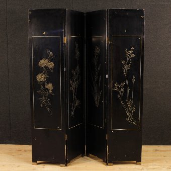 Antique French screen in lacquered and painted chinoiserie wood